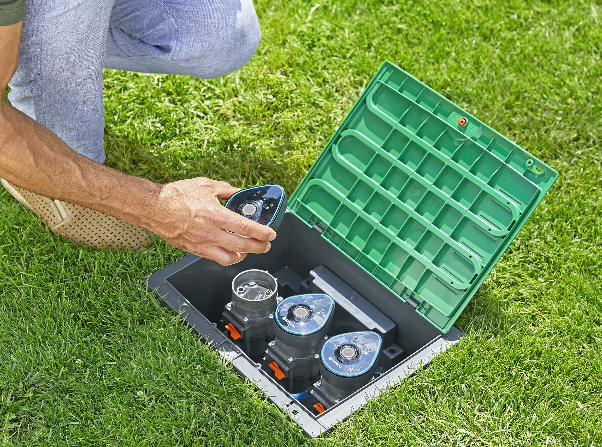 Gardena Valvola cordless 9 V: Per il controllo automatico dell'irrigazione, senza fili, apertura e chiusura manuale della valvola (1251-20)